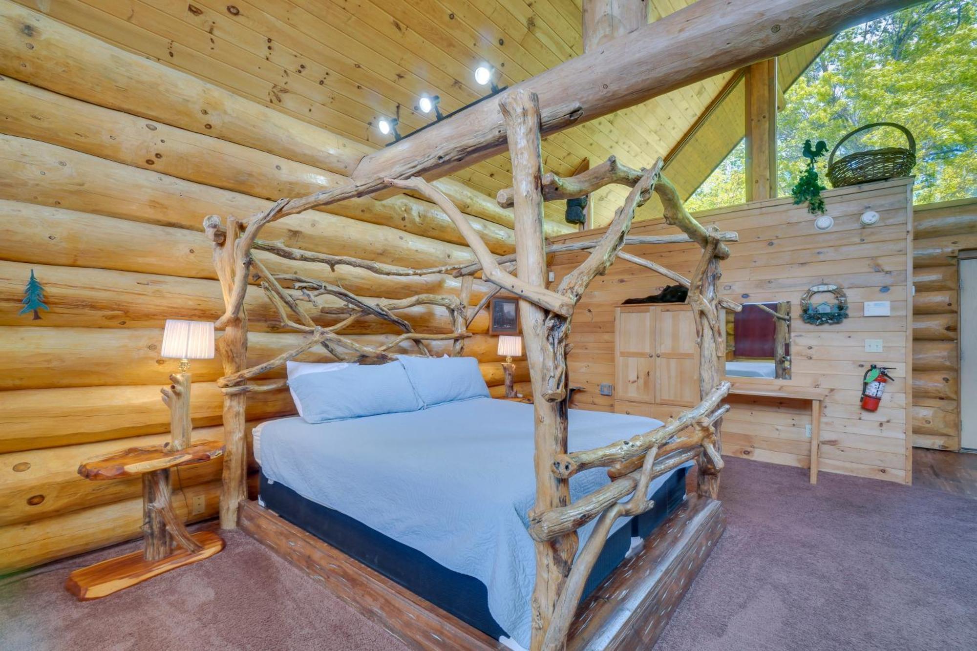 Gatlinburg Cabin With Hot Tub About 11 Miles To Downtown Екстер'єр фото