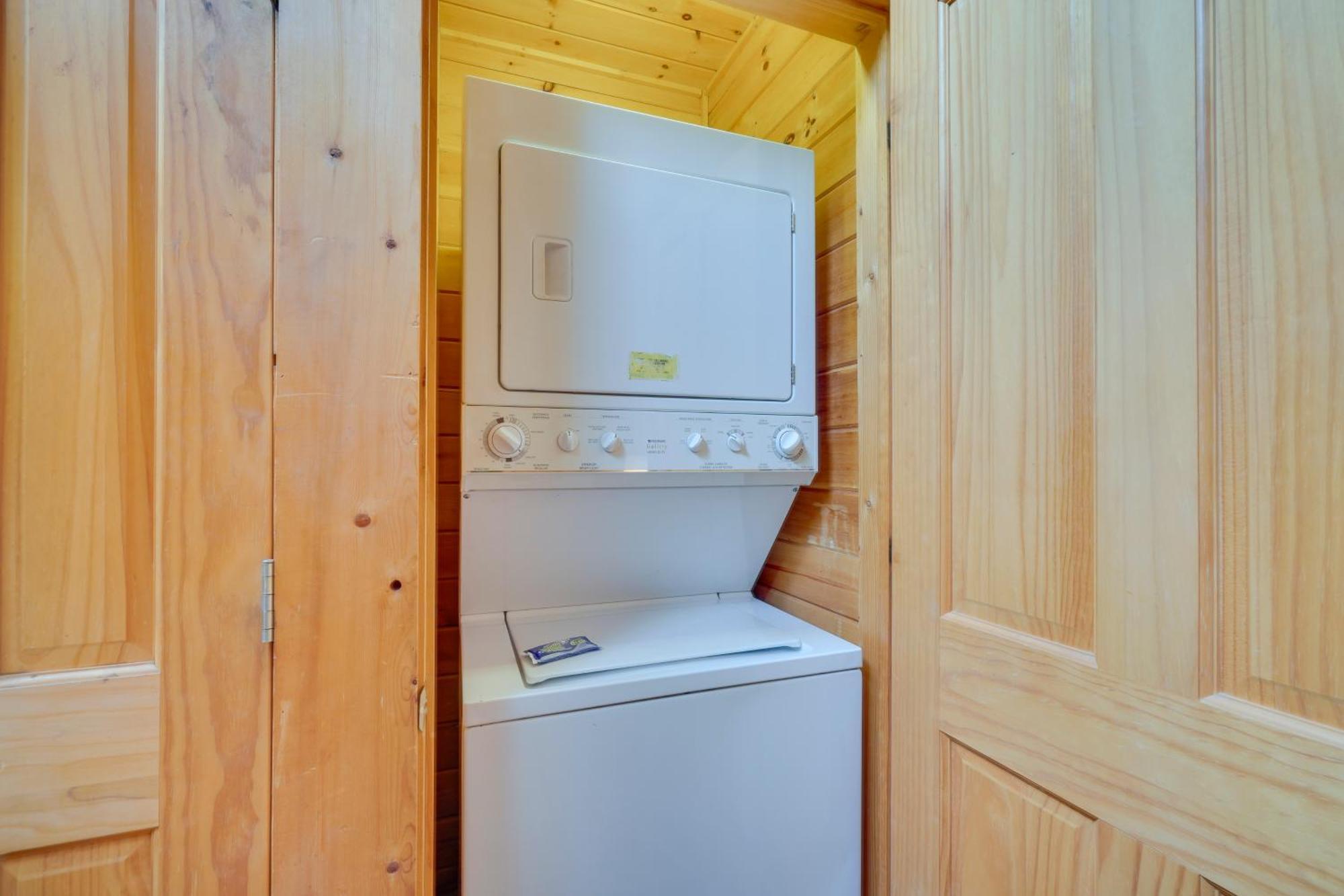Gatlinburg Cabin With Hot Tub About 11 Miles To Downtown Екстер'єр фото